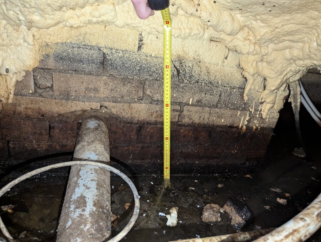 Kruipruimte leegpompen